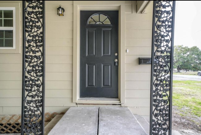 property at 305 Albert St