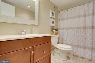 1111 University Blvd W, Unit 411 in Silver Spring, MD - Building Photo - Building Photo