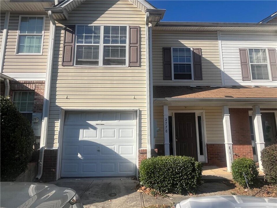 2778 Vining Ridge Terrace in Decatur, GA - Foto de edificio