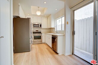 2405 34th St in Santa Monica, CA - Building Photo - Building Photo