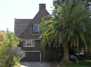 644 Chetwood St in Oakland, CA - Building Photo - Building Photo