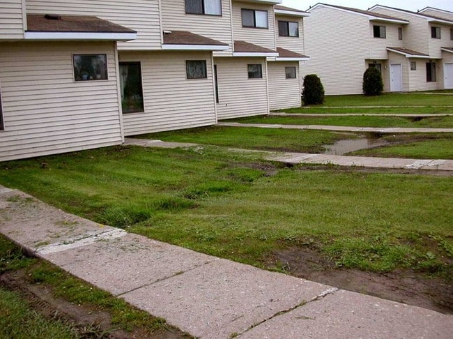 Albert Carriere Apartments in Rouses Point, NY - Building Photo - Building Photo