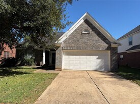 2909 Linda Dr in Pearland, TX - Building Photo
