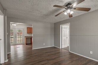 1008 Trinity Cutoff in Huntsville, TX - Building Photo - Building Photo