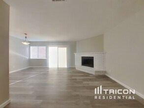 807 Whitney Ave in Suisun City, CA - Building Photo - Building Photo