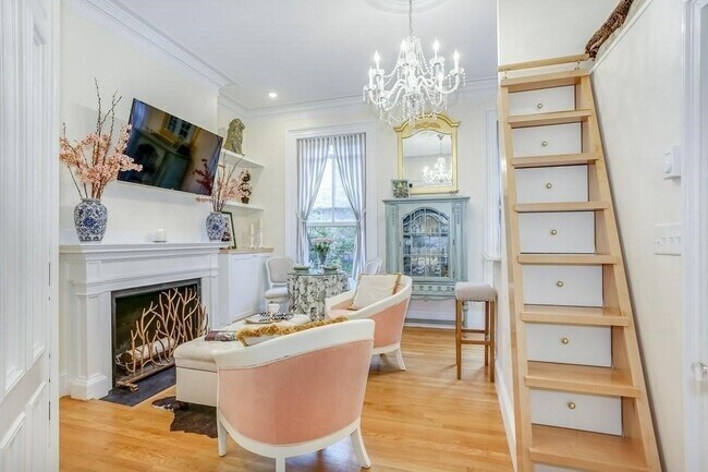 376 Marlborough St, Unit 4 in Boston, MA - Building Photo - Building Photo