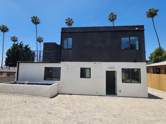 property at 3330 Portola Ave
