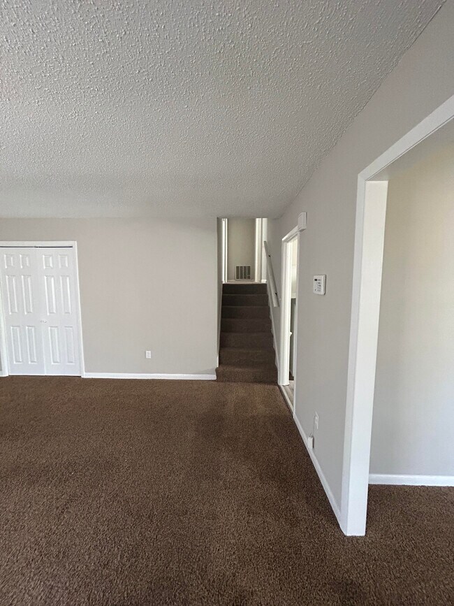 208 Ridgewood Ave in Fairfield, AL - Building Photo - Building Photo