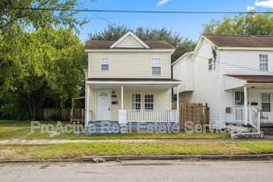 1511 Highland Ave in Portsmouth, VA - Building Photo
