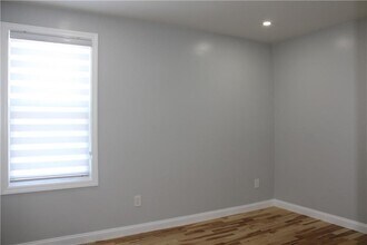 213 Francis Ave in Pawtucket, RI - Building Photo - Building Photo