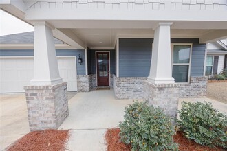 7236 Birch Creek Trail in Pike Road, AL - Foto de edificio - Building Photo