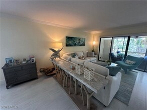 1071 8th St S in Naples, FL - Building Photo - Building Photo