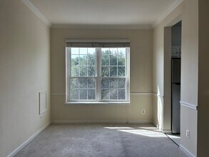 660 Gateway Dr SE in Leesburg, VA - Building Photo - Building Photo