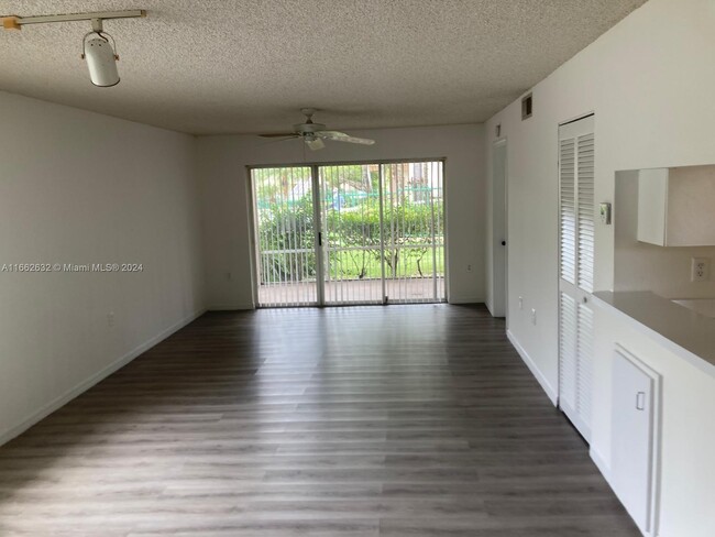 22101 Glenmoor Dr-Unit -0 in West Palm Beach, FL - Building Photo - Building Photo