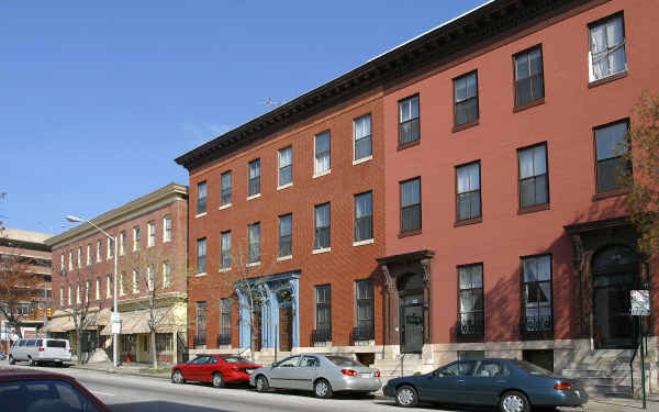 220-222 W Madison St in Baltimore, MD - Building Photo - Building Photo