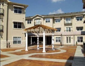 Piazza Siena in Dallas, TX - Building Photo - Building Photo