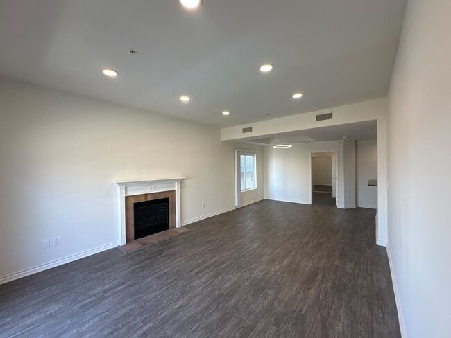 1771 Beloit Ave in Los Angeles, CA - Building Photo - Building Photo