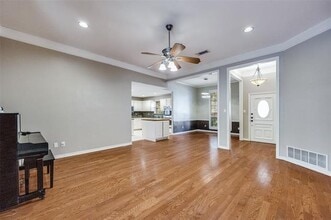 6624 Windrock Rd in Dallas, TX - Building Photo - Building Photo