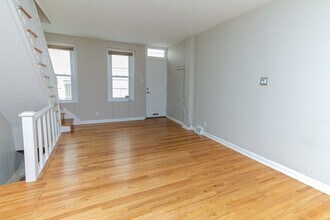 1629 Addison St in Philadelphia, PA - Building Photo - Building Photo