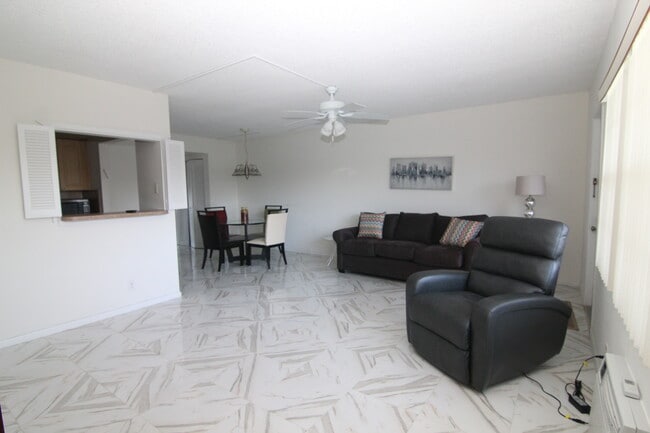 property at 569 Fanshaw N