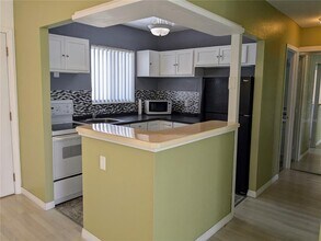 5893 Todd St in Bradenton, FL - Building Photo - Building Photo