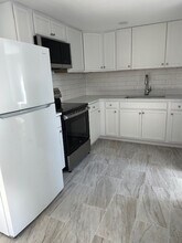 247 3rd Ave in West Babylon, NY - Building Photo - Building Photo