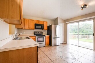 2850 Afton Cir in Orlando, FL - Building Photo - Building Photo