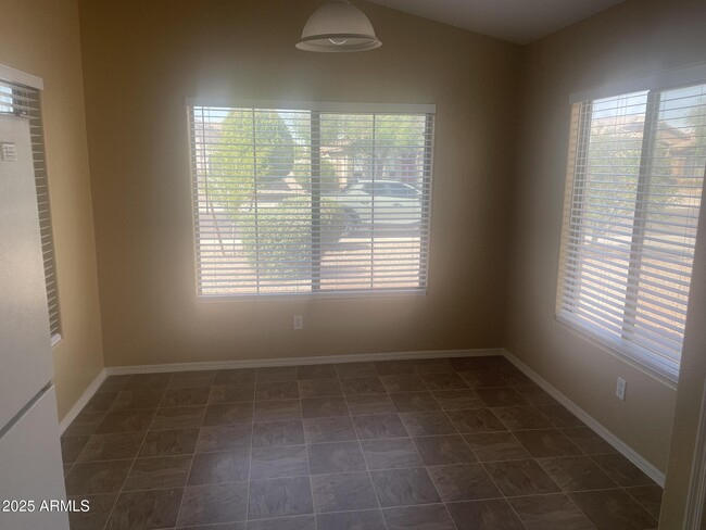 3831 E Wyatt Way in Gilbert, AZ - Building Photo - Building Photo