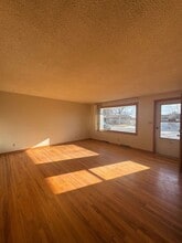 2009 Cameo Ave in Loveland, CO - Foto de edificio - Building Photo