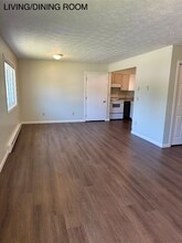 245 E Main St, Unit B in Norwalk, OH - Building Photo - Building Photo