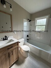 2938 S Vine St in Wichita, KS - Building Photo - Building Photo