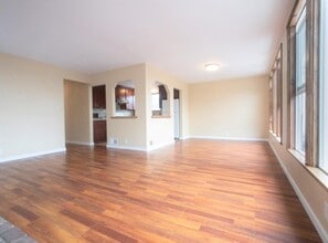 1215 Skyline Dr, Unit 1215 Skyline Dr, Daly City, CA 94015 in Daly City, CA - Building Photo - Building Photo