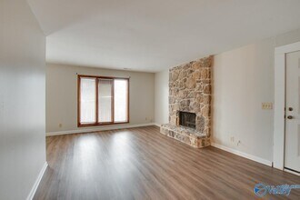 9020 Mahogany Row SE in Huntsville, AL - Building Photo - Building Photo