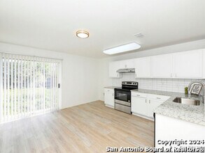 4822 Appaloosa Run in San Antonio, TX - Building Photo - Building Photo
