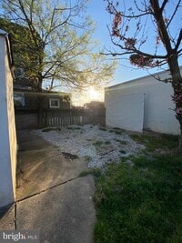 5738 Tulip St photo'