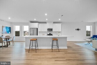 43730 Transit Sq in Ashburn, VA - Building Photo - Building Photo
