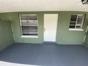 11341 Linda Loma Dr in Ft. Myers, FL - Building Photo - Building Photo