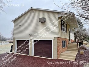 101 Strack Dr in Myerstown, PA - Building Photo - Building Photo