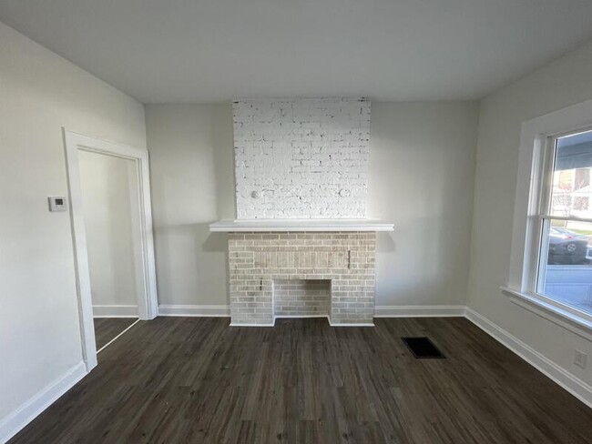 155 E Woodrow Ave in Columbus, OH - Building Photo - Building Photo