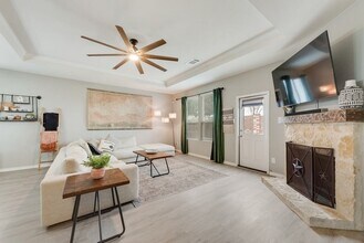 313 Citrus Dr in Fate, TX - Foto de edificio - Building Photo