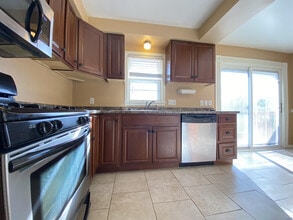 2512 18th Ave NW in Rochester, MN - Building Photo - Building Photo