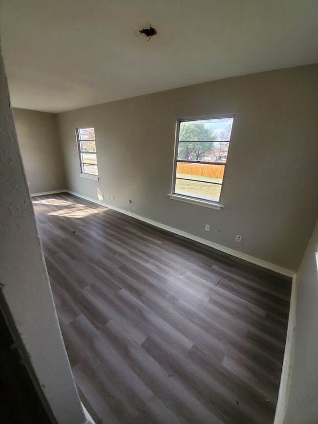 2844 Toluca Ave in Dallas, TX - Building Photo - Building Photo