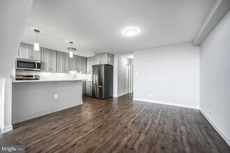 1200 N Nash St in Arlington, VA - Building Photo - Building Photo