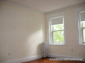 24 Chauncy St, Unit 2 in Cambridge, MA - Building Photo