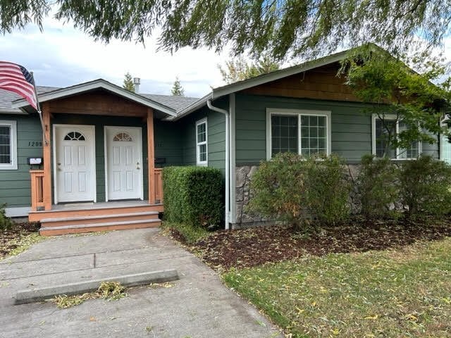 1211 E Indiana St in Bellingham, WA - Building Photo - Building Photo