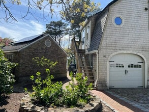146 A Ninigret Ave in Mashpee, MA - Building Photo - Building Photo