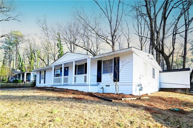 88 Lucia Dr SE in Smyrna, GA - Foto de edificio - Building Photo