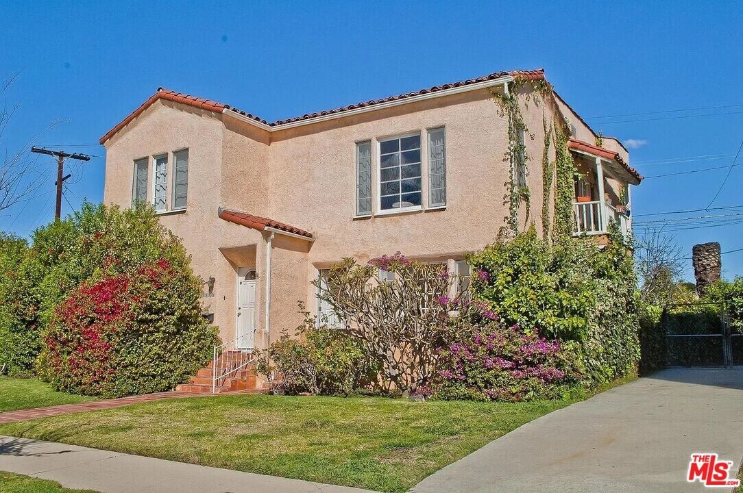 8549 Horner St in Los Angeles, CA - Building Photo