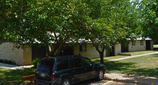 511 Merrill St in Mason, TX - Building Photo - Building Photo