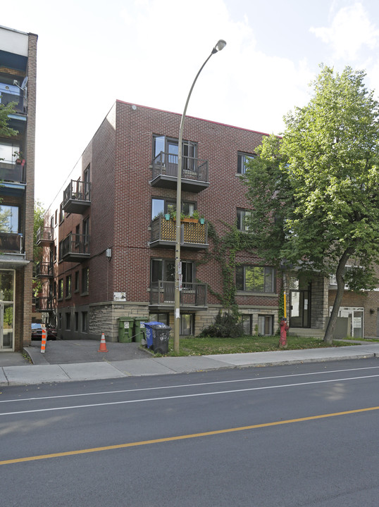 3315 Édouard-Montpetit in Montréal, QC - Building Photo